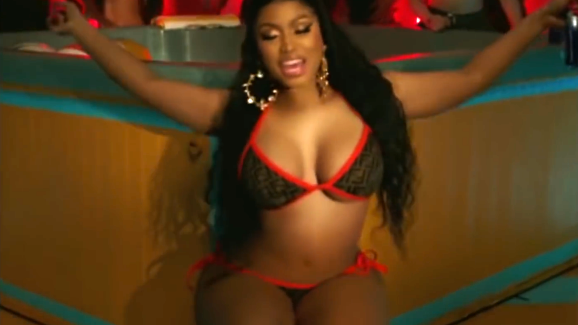 No Cap - Nicki Minaj - ft. Young M.A, Megan Thee Stallion (1)
